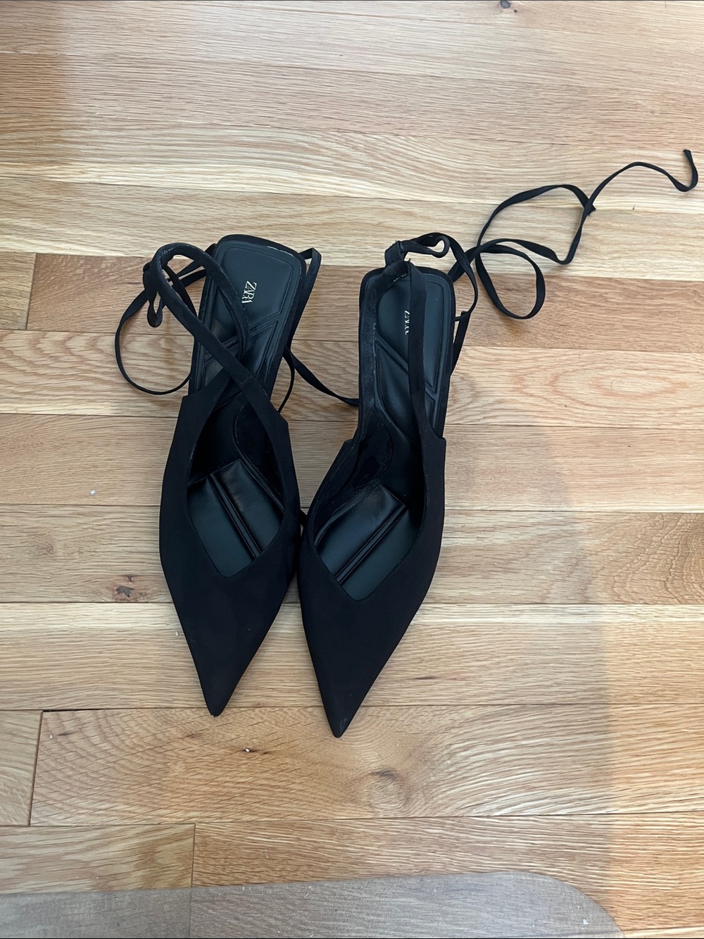 EUC ZARA Black Pointed Lace-Up Heels